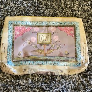 Medium size Papaya pouch